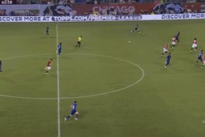 金年会体育-包含穆古鲁扎迎来五赛季出色发挥，曼联观众热烈欢呼！观众掌声雷动的词条